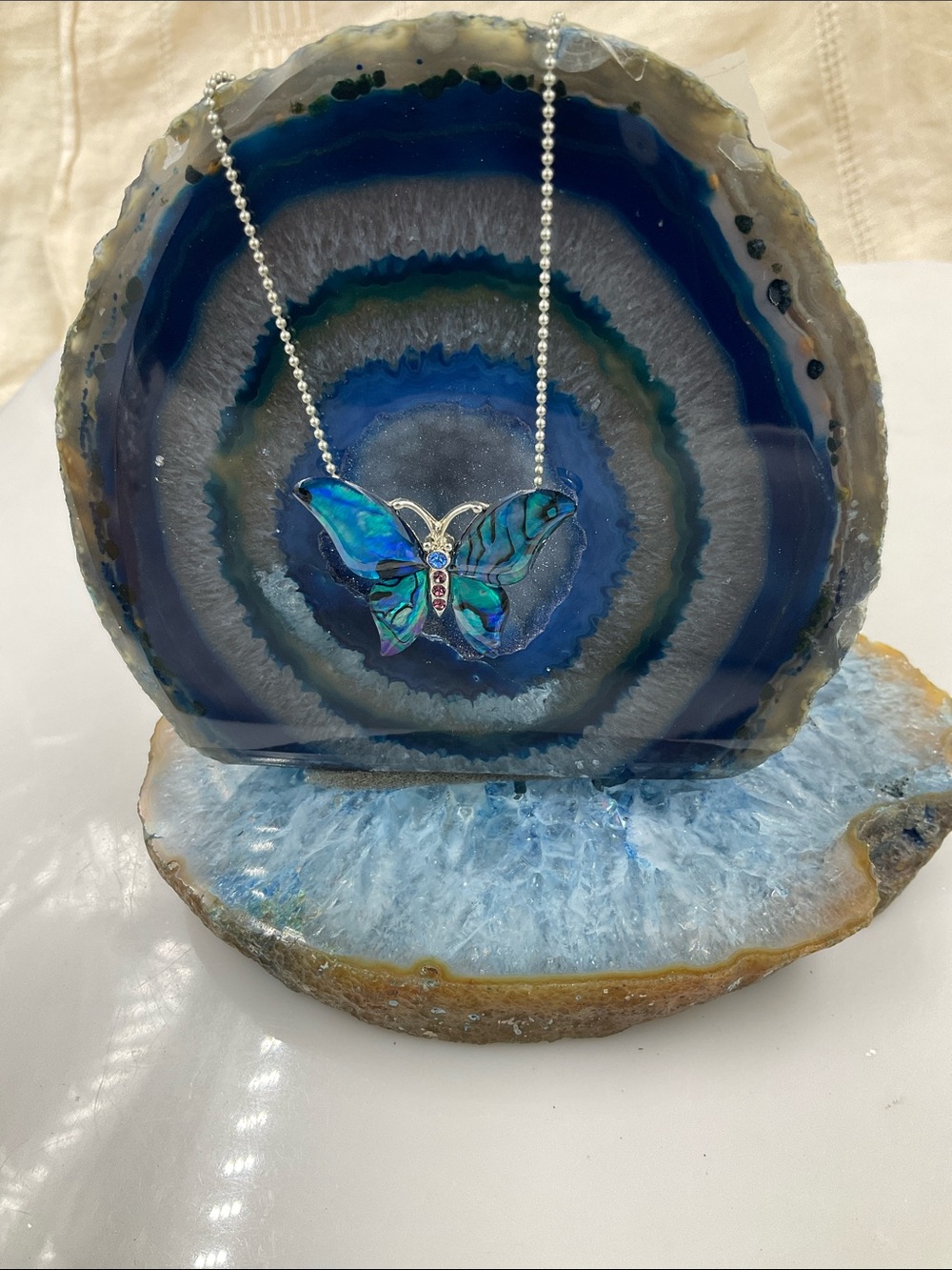 18”Silver Necklace With Abalone Shell Blue Iridescent Butterfly Pendant - Picture 6 of 9